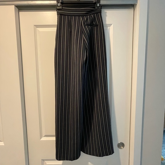 Wilfred size 0 pants aritzia - Picture 2 of 3